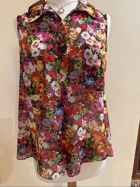 BCBG Multi-Color Floral Sleeveless Pleated Back Tunic
